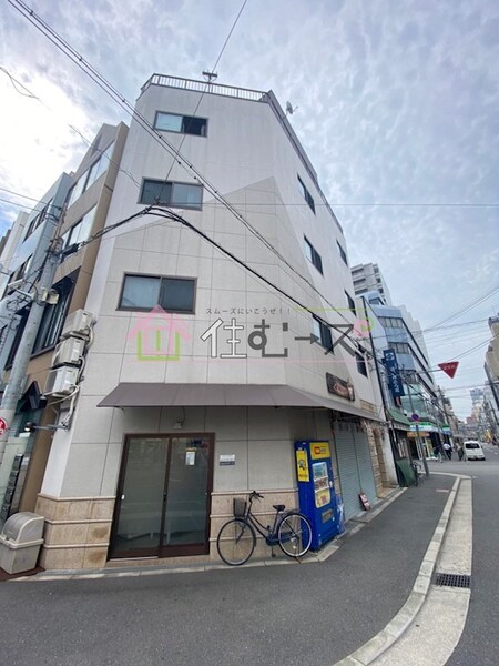 プチニード堀江通り外観写真