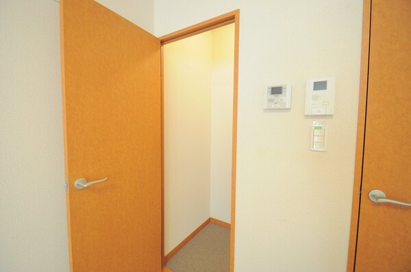 その他(大きい収納あり！お部屋広く使えます)