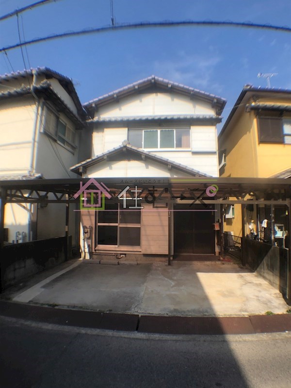 泉佐野市葵町3丁目戸建て