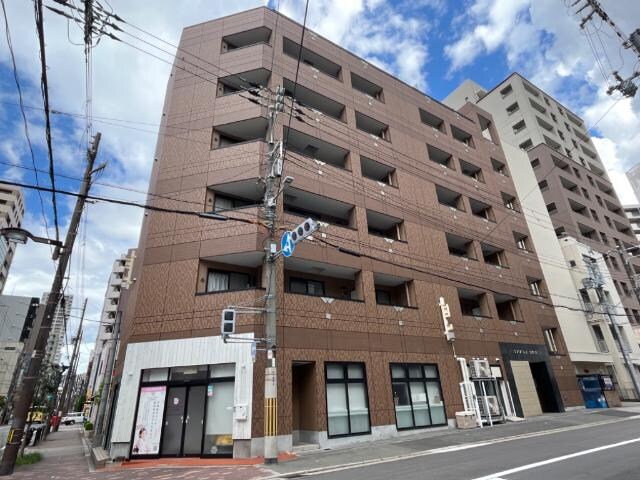 物件外観写真1　(外観写真（昼）)