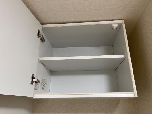 物件内観写真16　(収納)