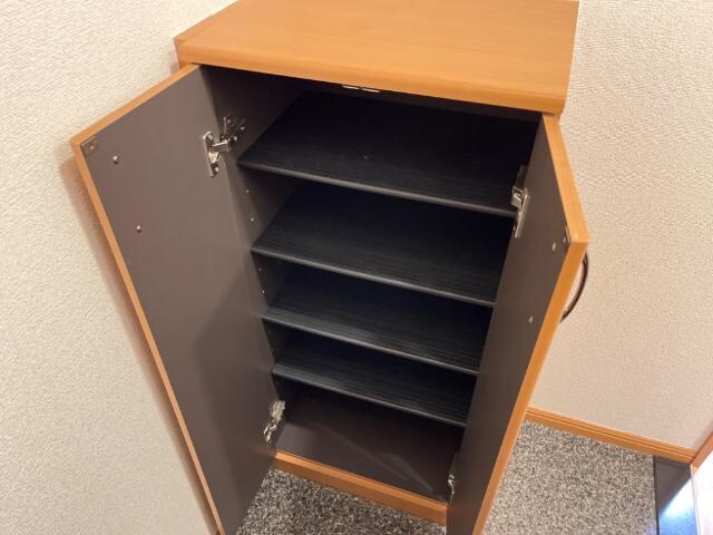 物件内観写真19　(下駄箱)