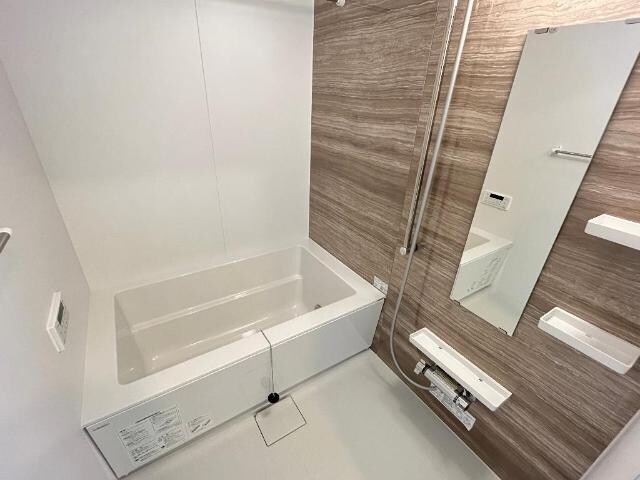 物件内観写真7　(ユニットバス（イメージ）)