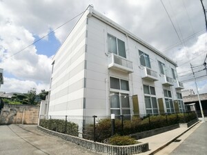 レオパレスサンシャイン田中２１外観写真