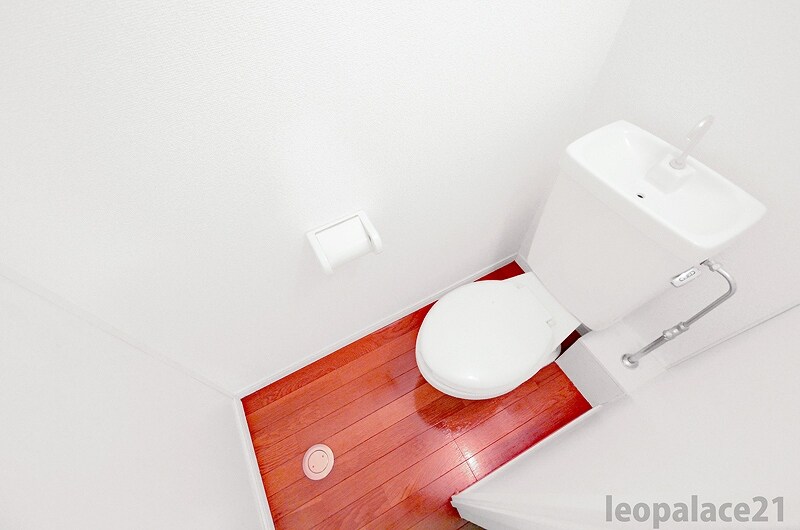 物件内観写真12　(トイレスペースです。)