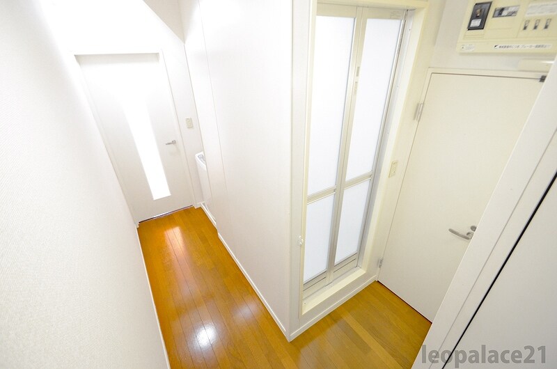 物件内観写真16　(家電・家具設置有のお部屋です。)