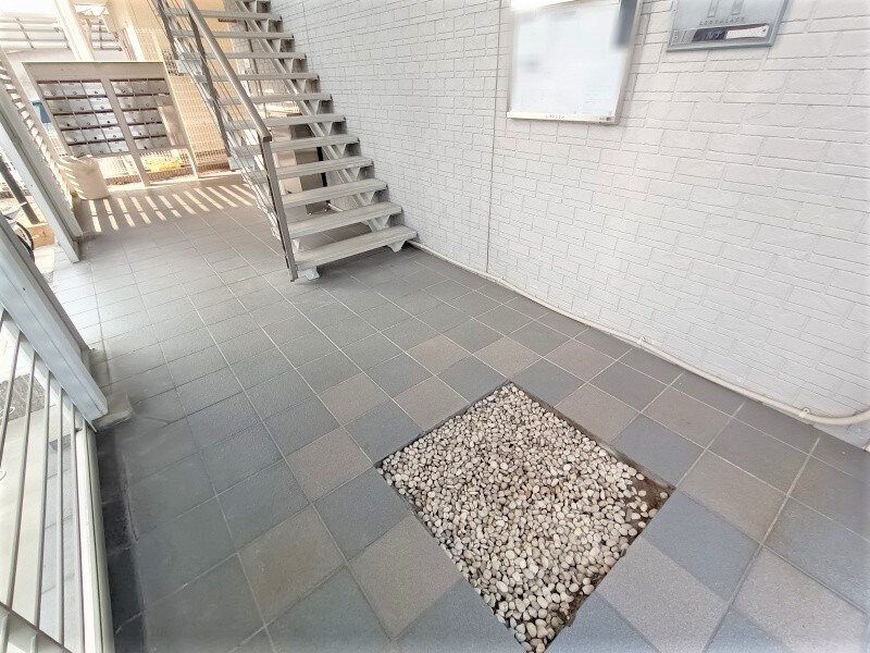 物件内観写真12　(物件入り口です。)