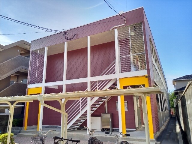 物件外観写真1　(2022年5月に外壁塗装いたしました。)