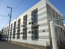 レオパレス真IIIの外観写真