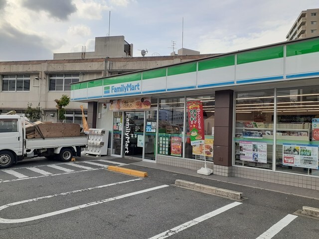 物件内観写真17　(ファミリーマート菊水通二丁目店まで450m)
