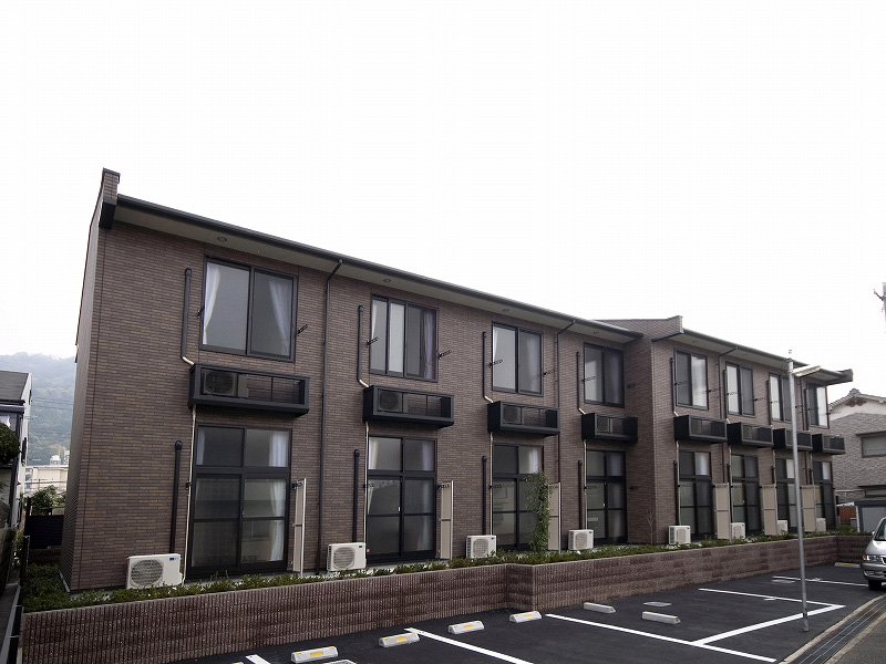 レオパレスブラウニー