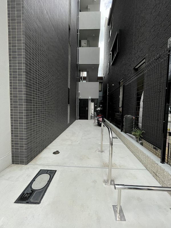 その他共有部分(原付置き場)