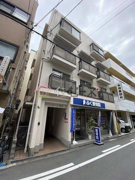 ファミーユ河村外観写真