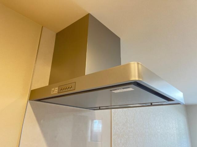 物件内観写真15　(レンジフード)