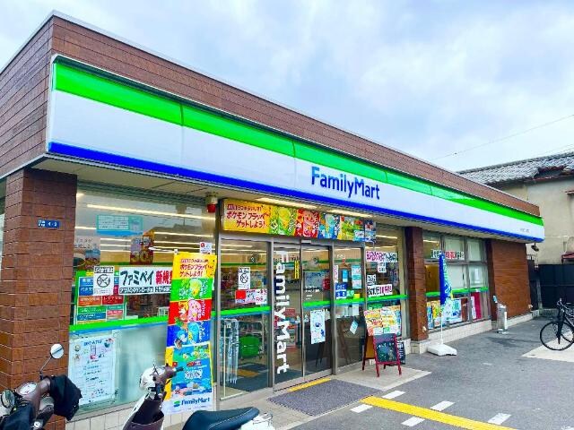 物件内観写真25　(ファミリーマート東大阪六万寺町店まで483ｍ)