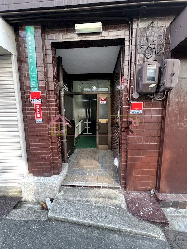 エントランス