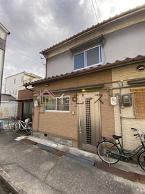 諸口貸家の外観写真