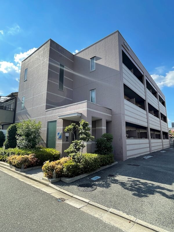 ラフィネシャンブルの物件外観写真