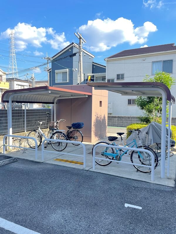 物件内観写真23　(駐輪場)