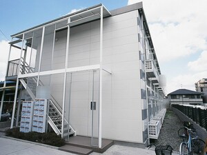レオパレスコスモス外観写真