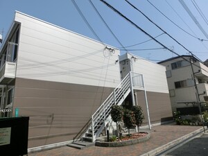 レオパレスエトワール外観写真