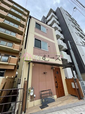 大阪市北区天神橋八丁目貸家外観写真