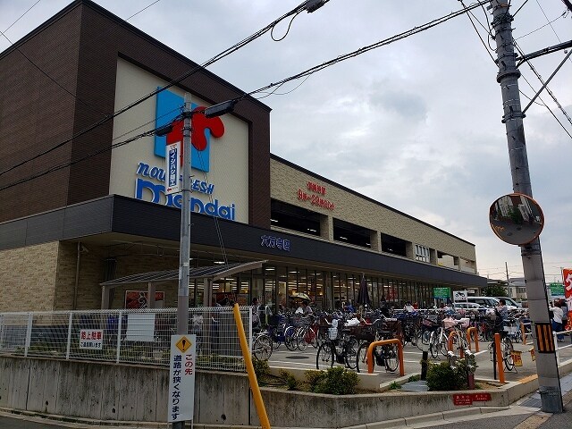 物件内観写真14　(万代様まで980m)