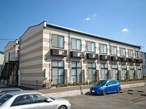 レオパレスけやきの外観写真