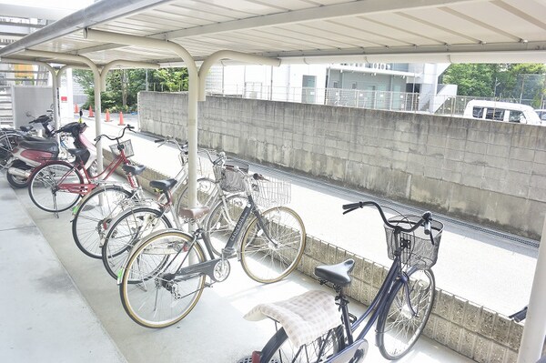その他(駐輪場です。)