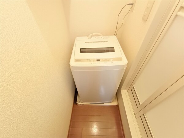 その他(室内洗濯機置き場です。)