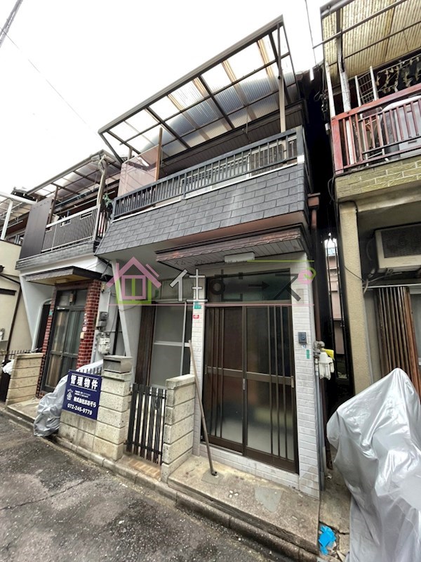長坂六反2丁目貸家