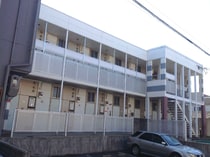 レオパレス鷹合の外観写真