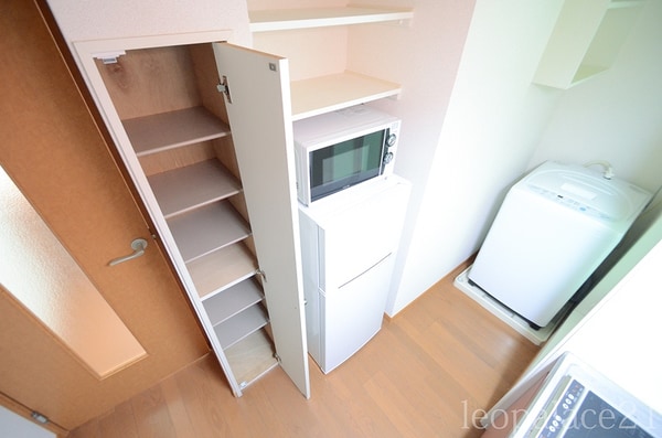 その他(玄関近くにあるトイレ・・・お出かけ前後に駆け込めます！)