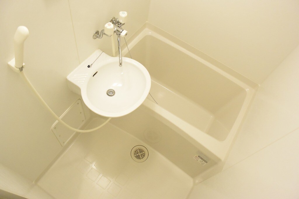 物件内観写真6　(1日の疲れを癒せます)