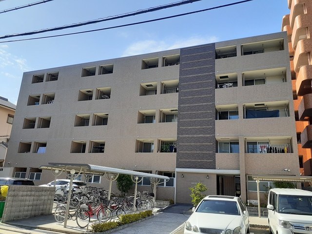 シェモワ　八尾