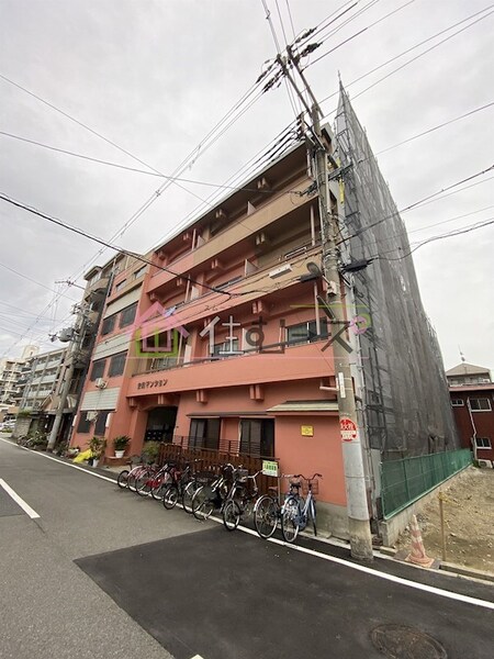 安岡マンション外観写真