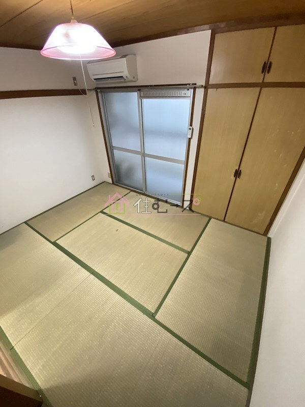 ベッドルーム