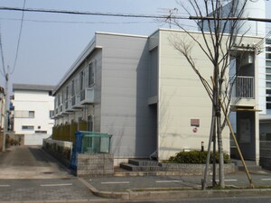 レオパレス泉大津中央外観写真