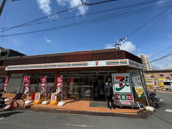 その他(セブンイレブン様まで450m)