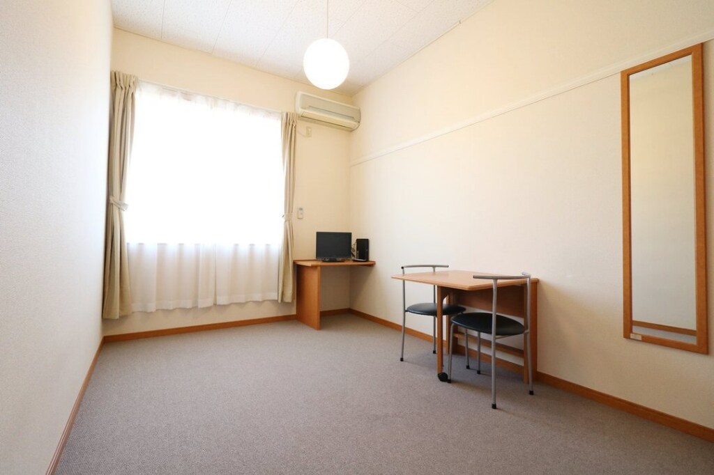 物件内観写真4　(同一物件タイプの写真になります。)