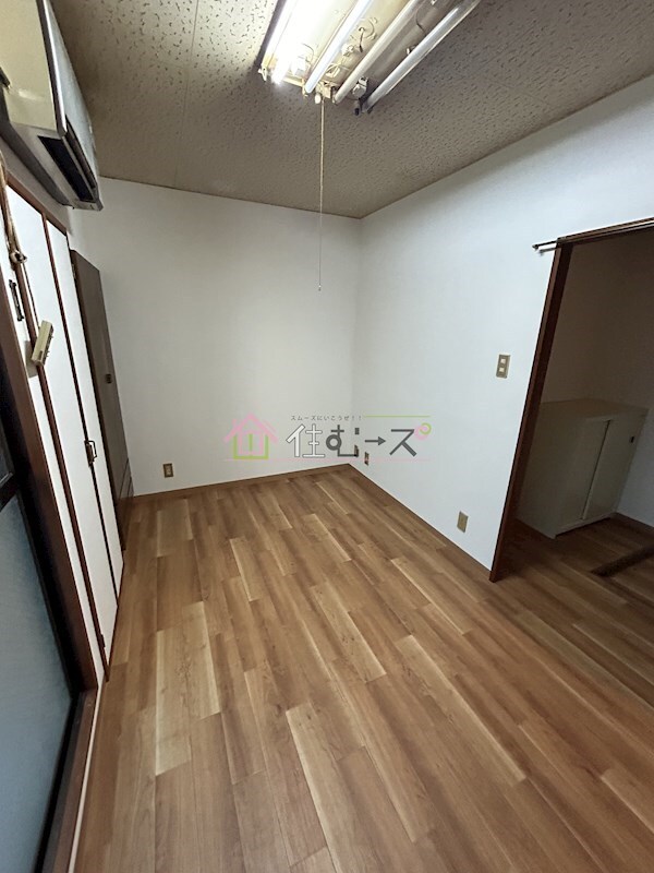 ベッドルーム