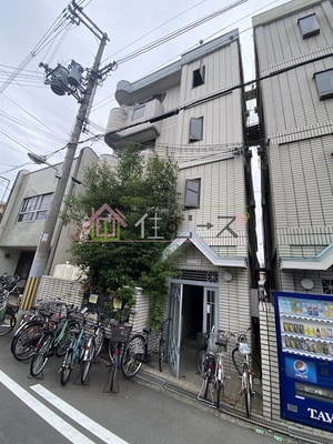 キングスアベニュー流町A棟外観写真
