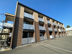 レオパレス天上野II外観写真