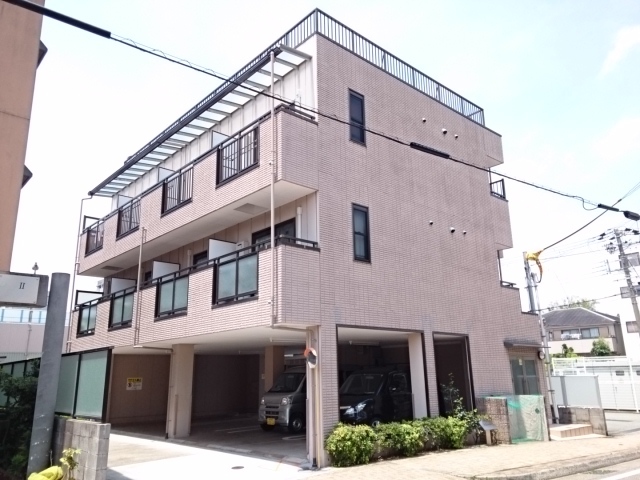 ＡＤＥＳＳＯ　（アデッソ）