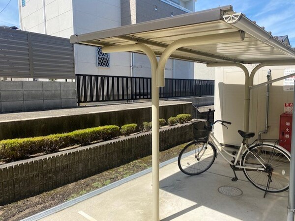 その他(駐輪場です。)