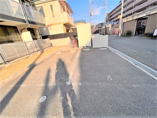 その他(駐車場は別料金となります。)