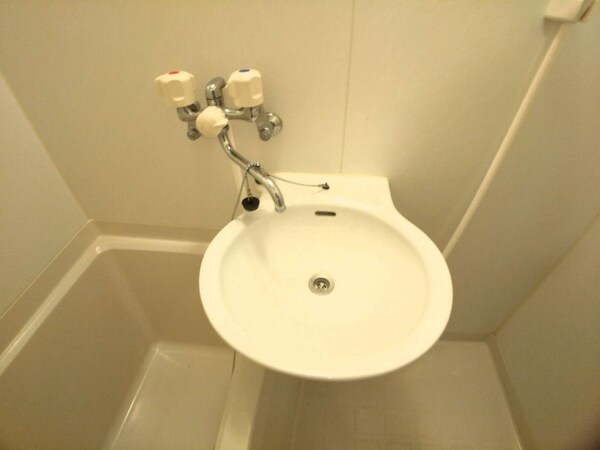 その他(鏡を備え　準備のしやすい洗面台)