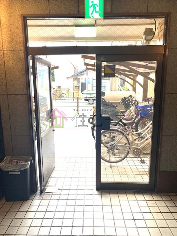ロビー
