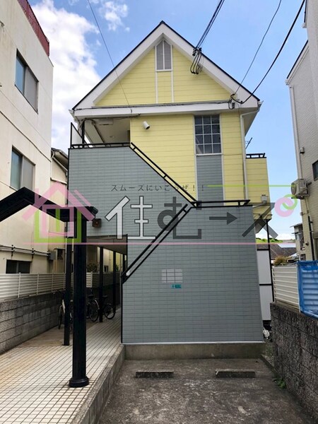 レオパレス新淀川外観写真