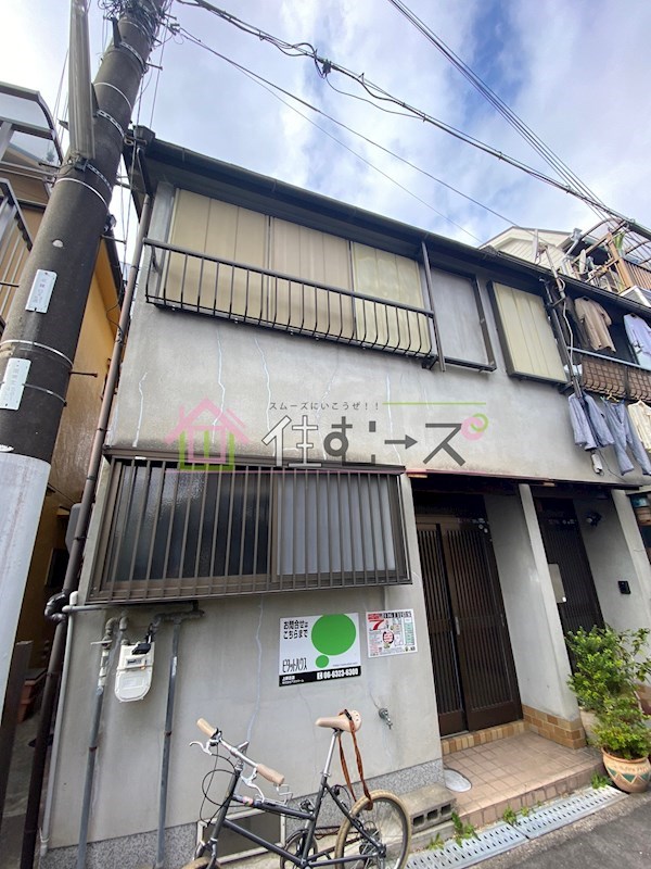 鶴見区諸口6丁目テラスハウス